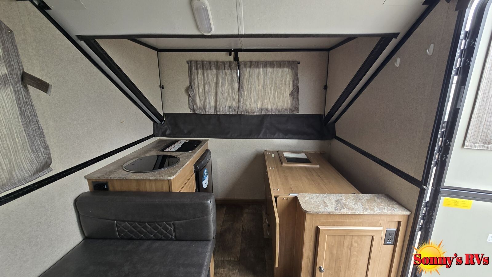 2019 Forest River Rockwood 214HW in evansville WY