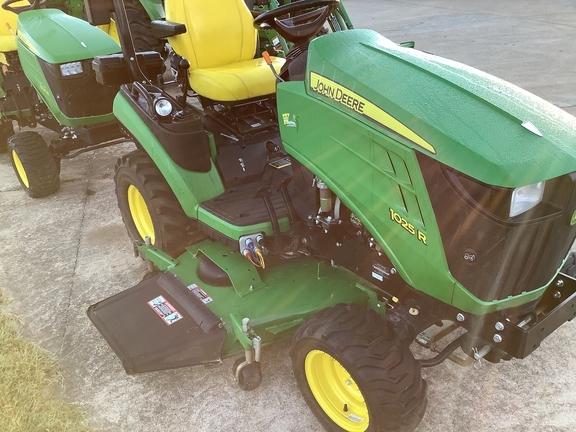 2020 John Deere 1025R in Paris, TN
