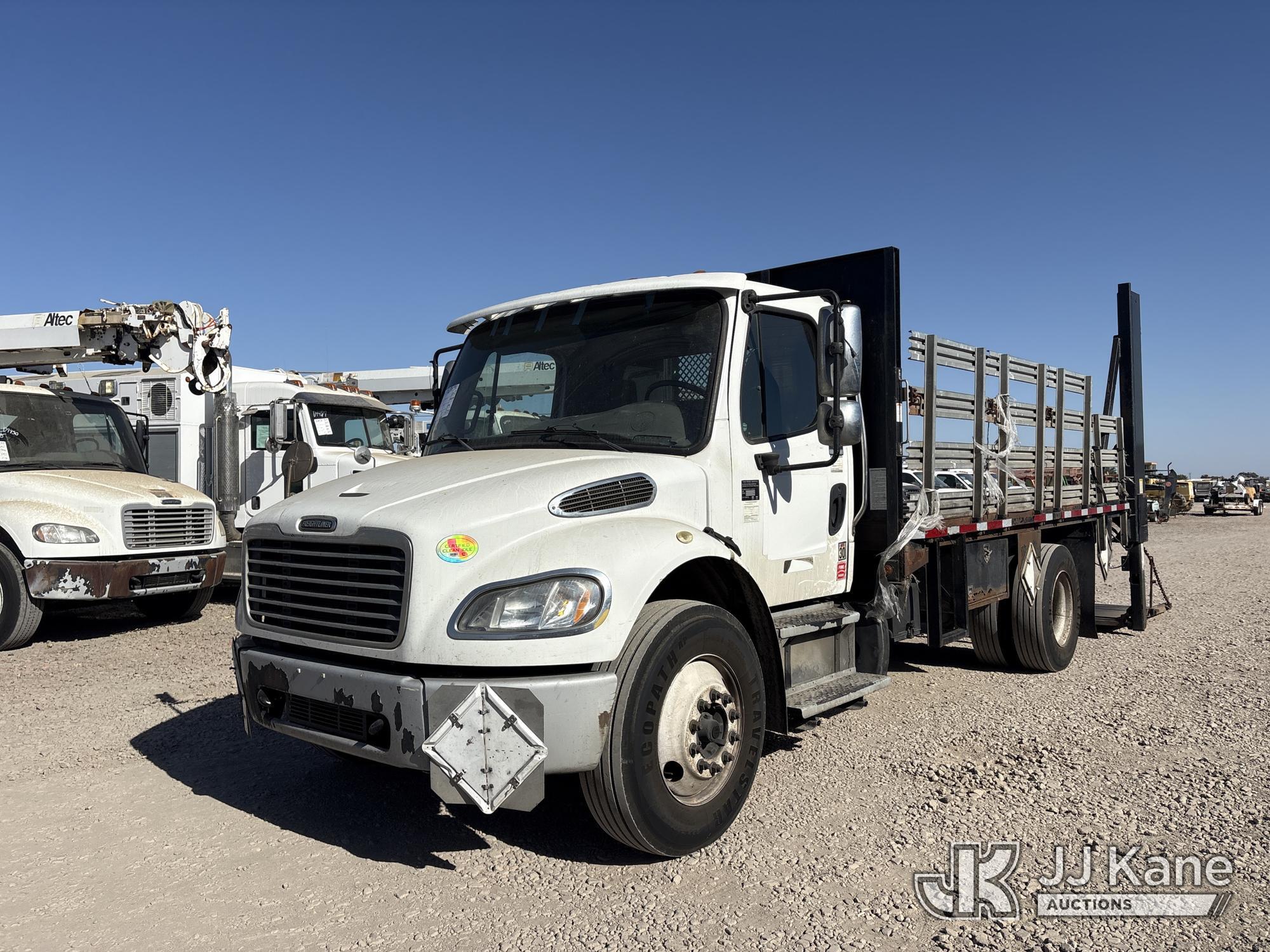 2014 FREIGHTLINER M2 106 in Dixon, CA