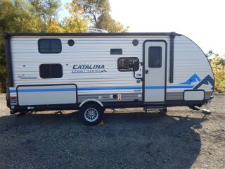 2022 COACHMEN CATALINA SUMMIT SERIES 184BHS
