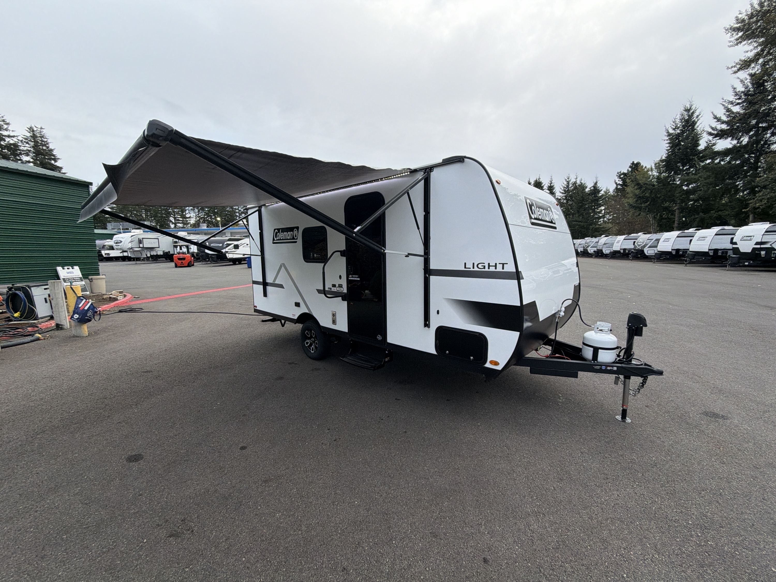 2027 Keystone COLEMAN LIGHT 17BX in silverdale WA