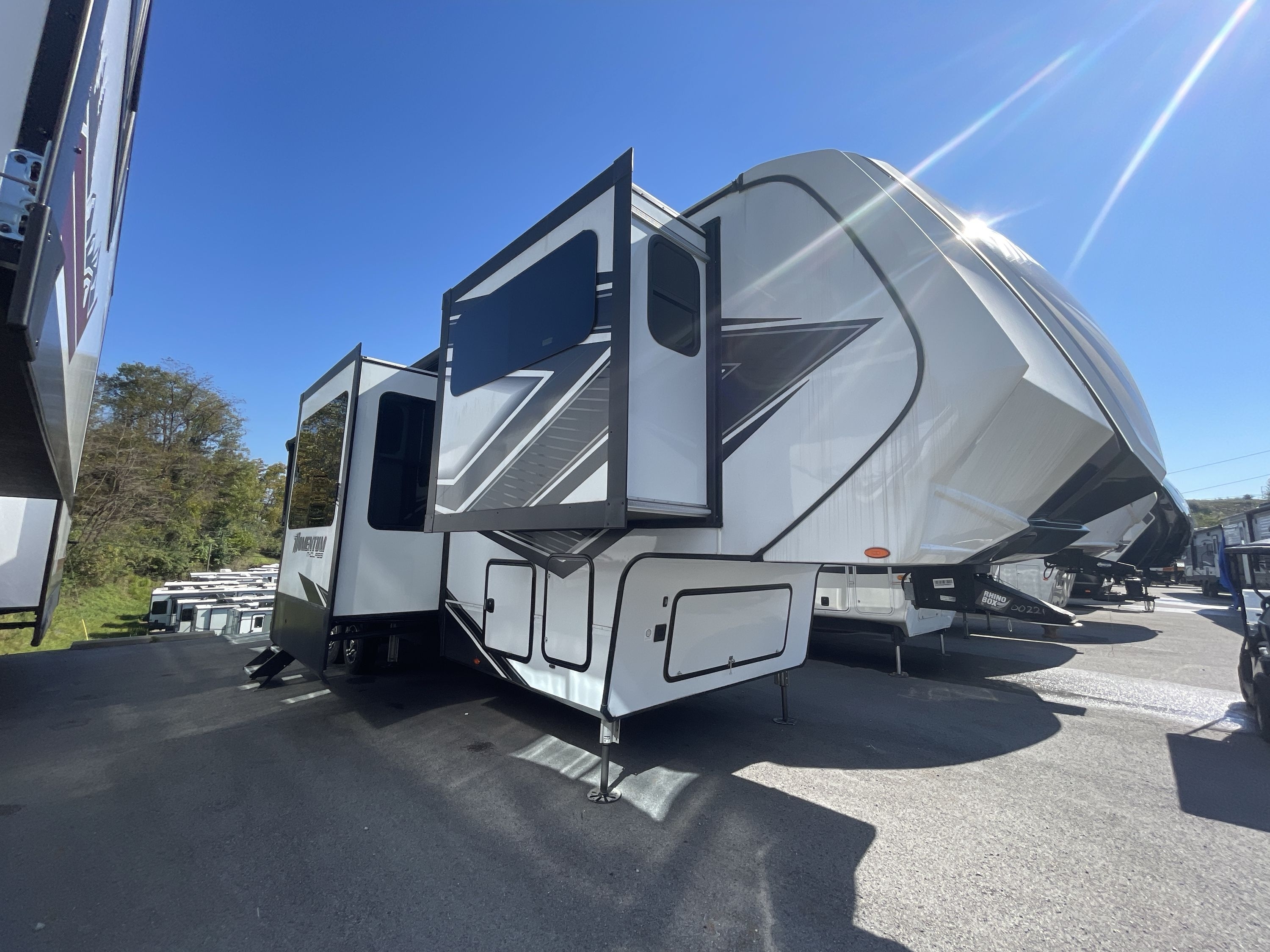 2023 Grand Design MOMENTUM 336M in fairmont WV