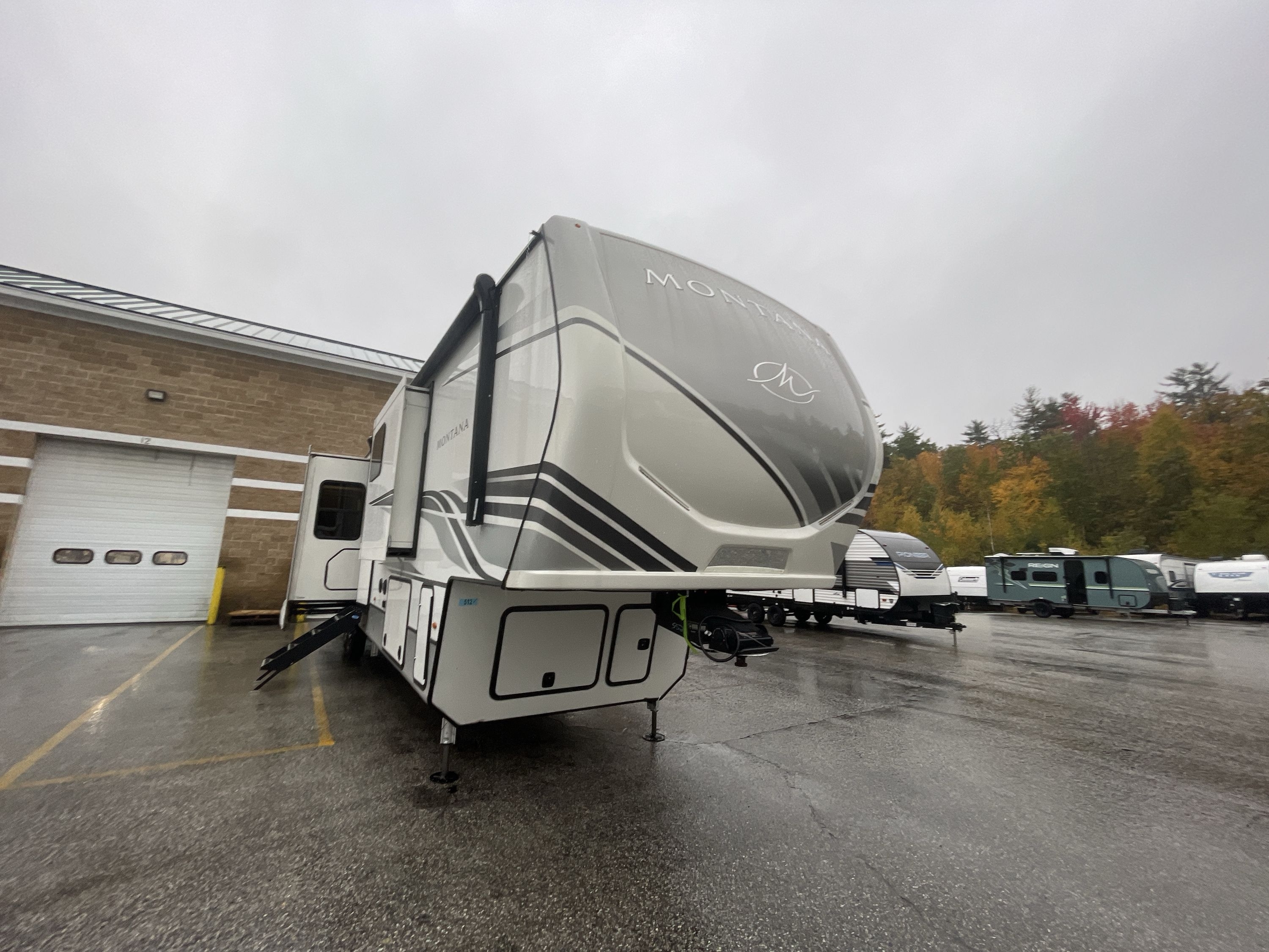 2023 Keystone MONTANA 3901RK in chichester NH