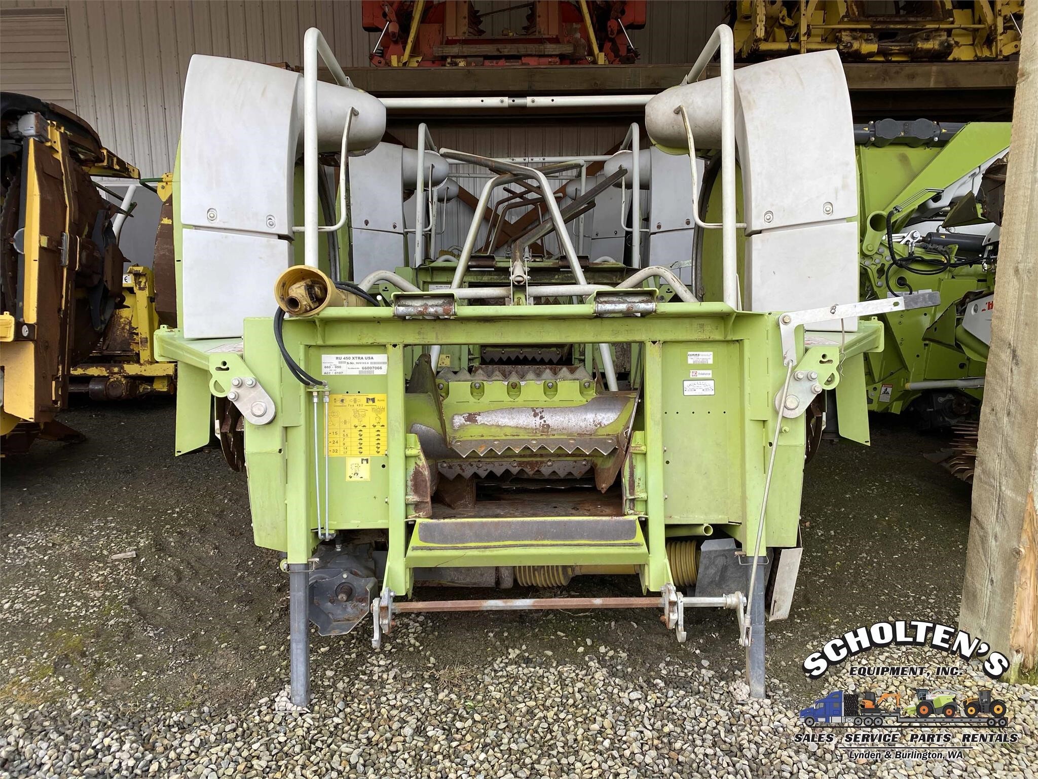 2009 CLAAS RU450 in Lynden, WA