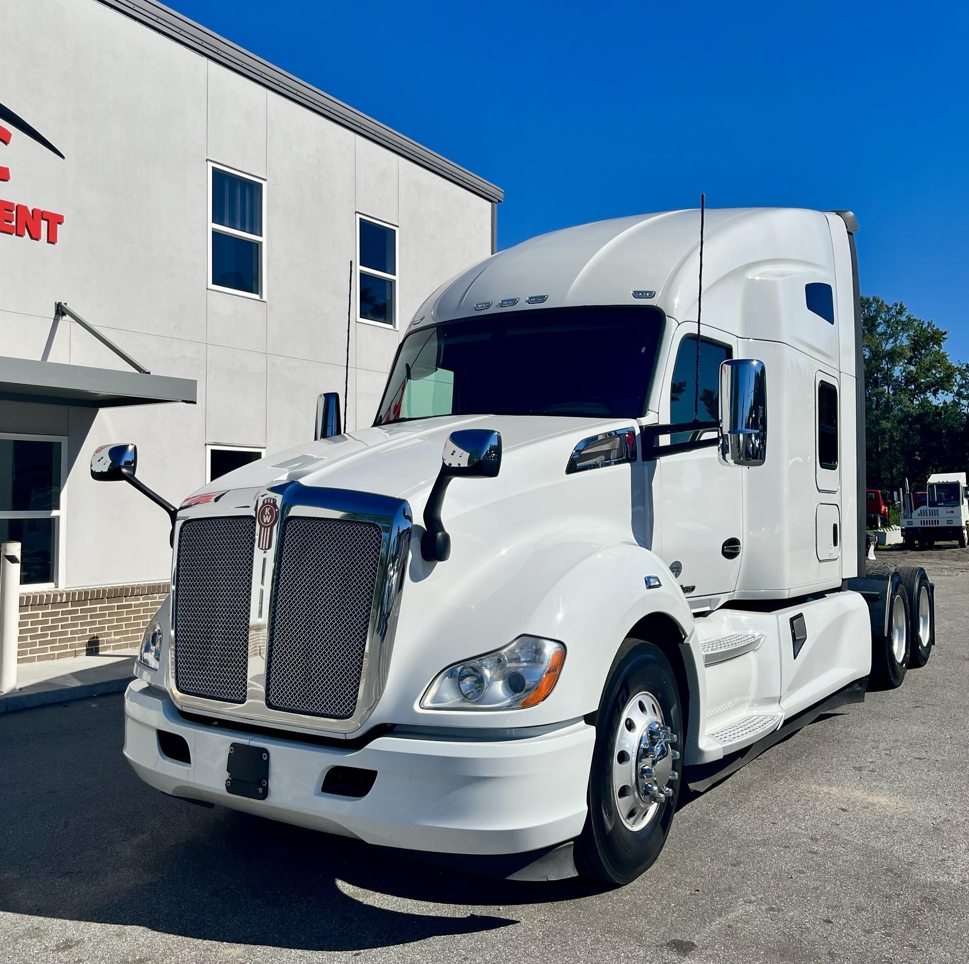 2020 KENWORTH T680 in Port Wentworth, GA
