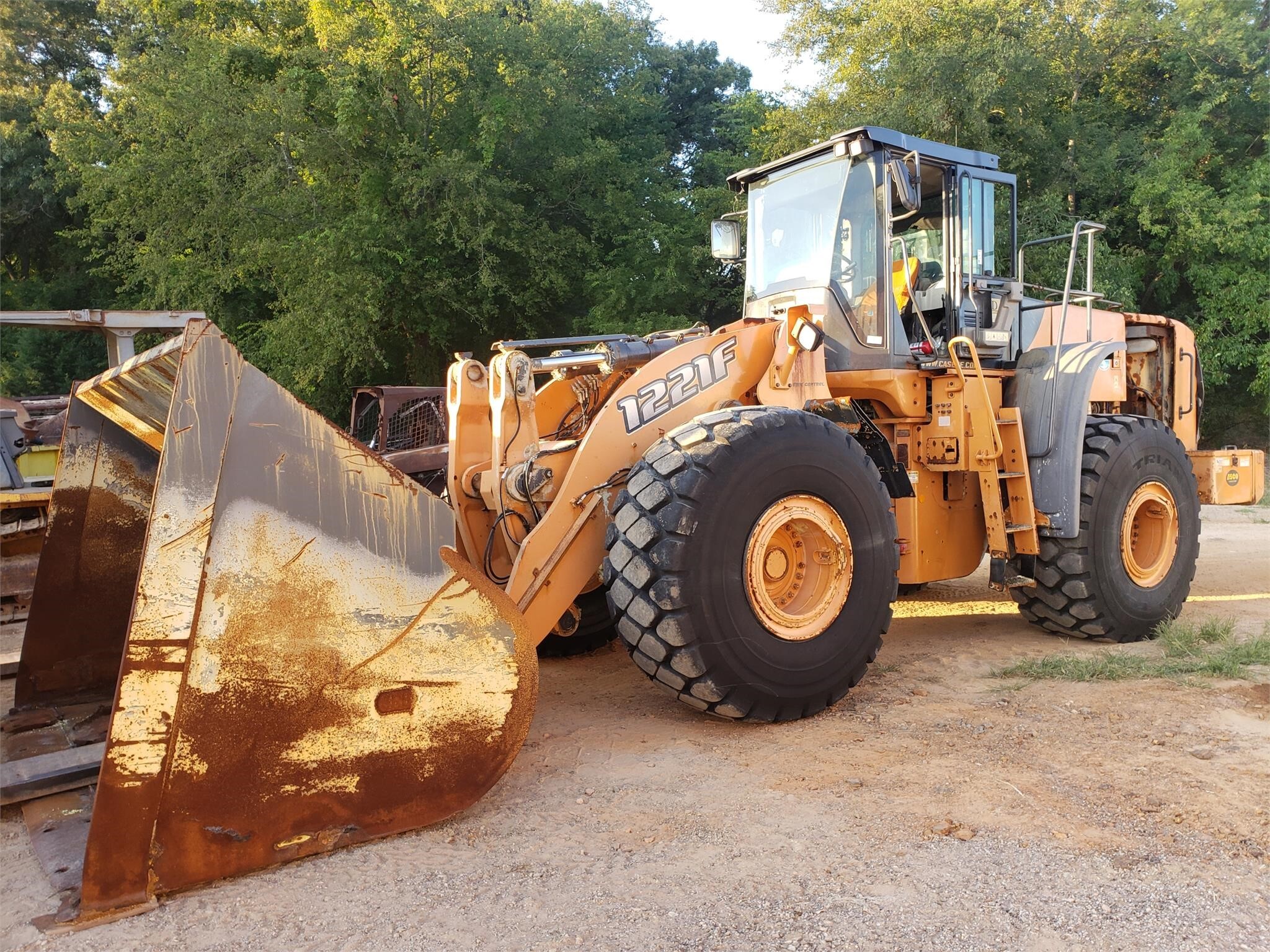 CASE 1221F in Hughes Springs, TX