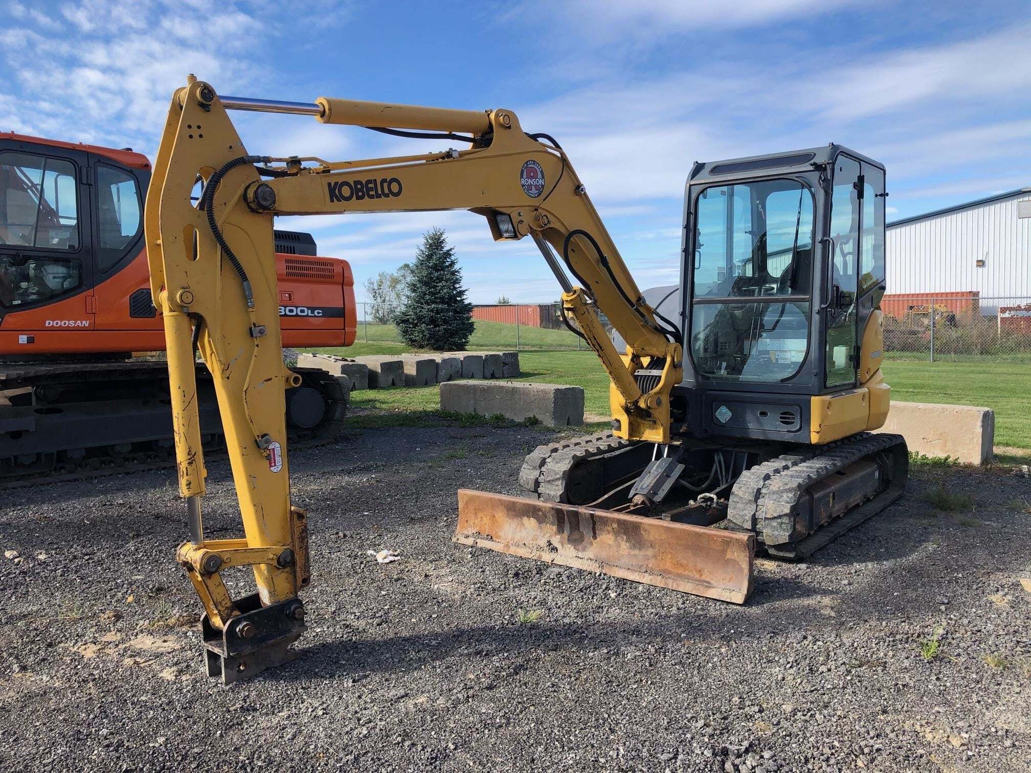 2014 KOBELCO SK55SRX-6E in Lowell, IN