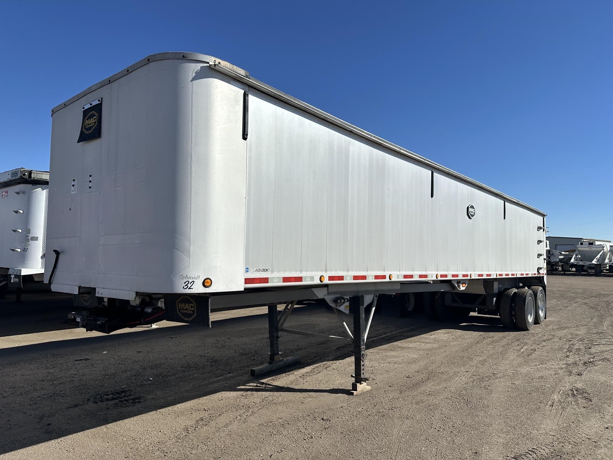 2017 MAC TRAILER MFG MVP in Henderson, CO