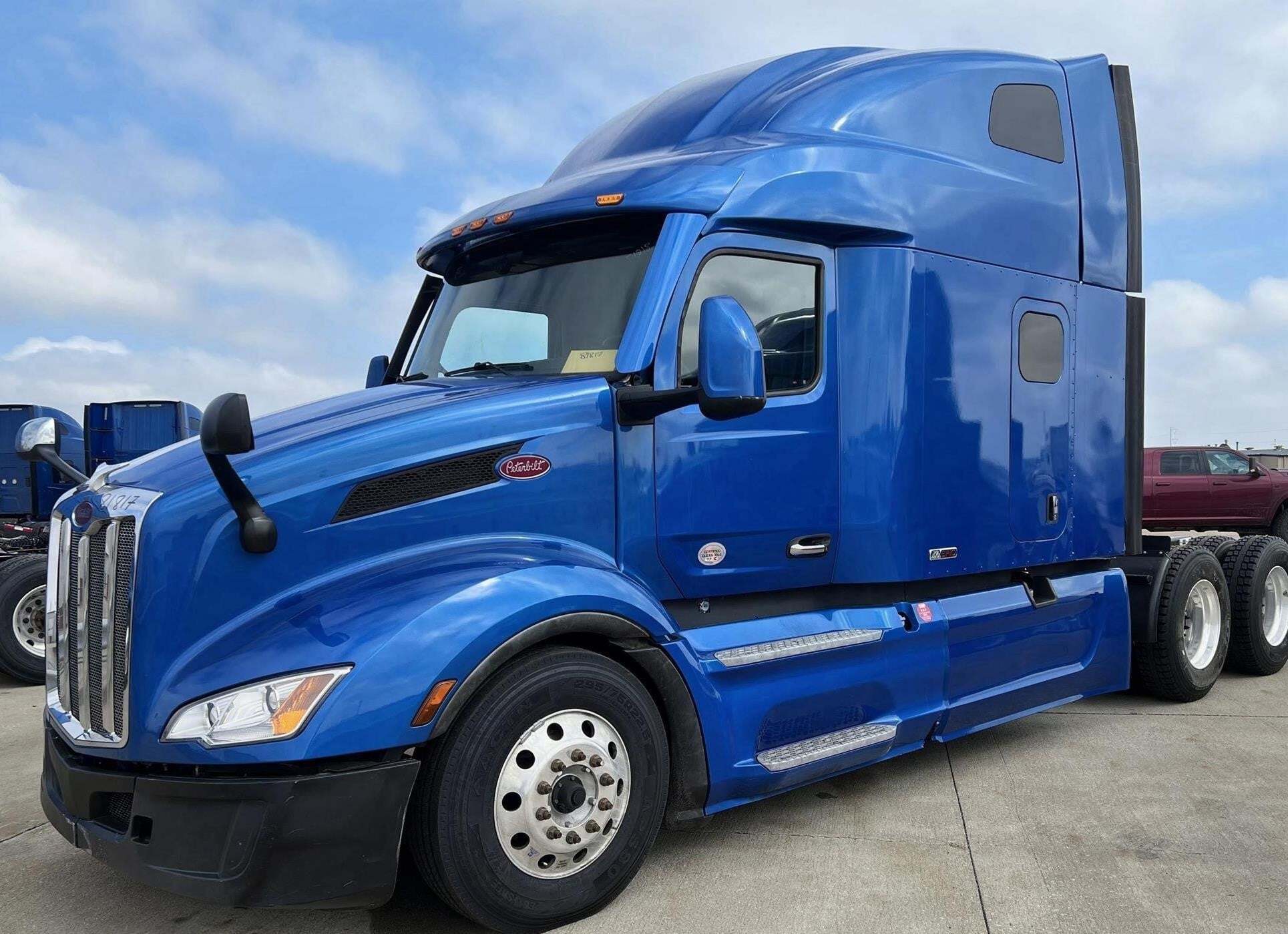 2023 PETERBILT 579 in Lithia Springs, GA