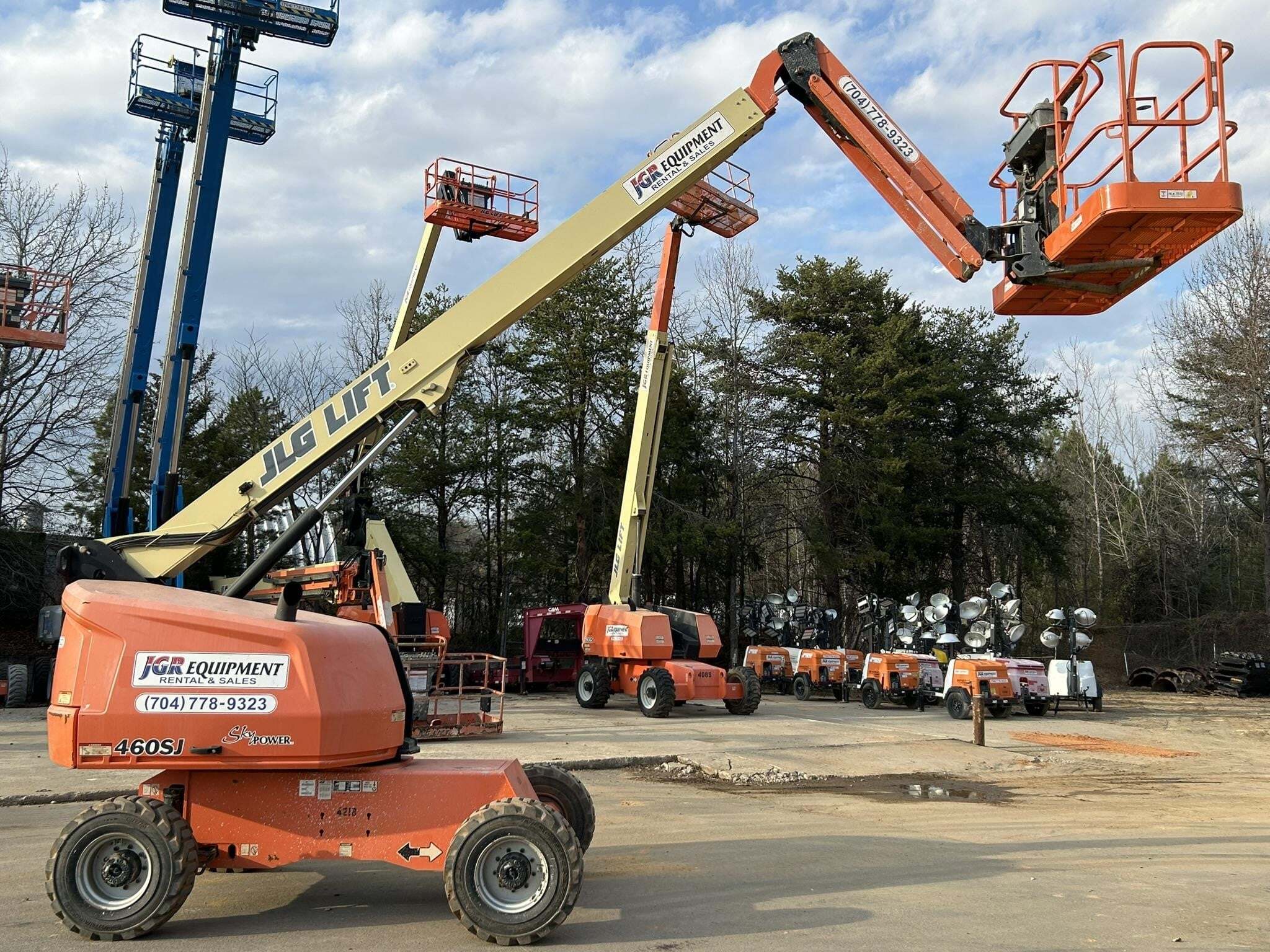 2018 JLG 460SJ in Charlotte, NC