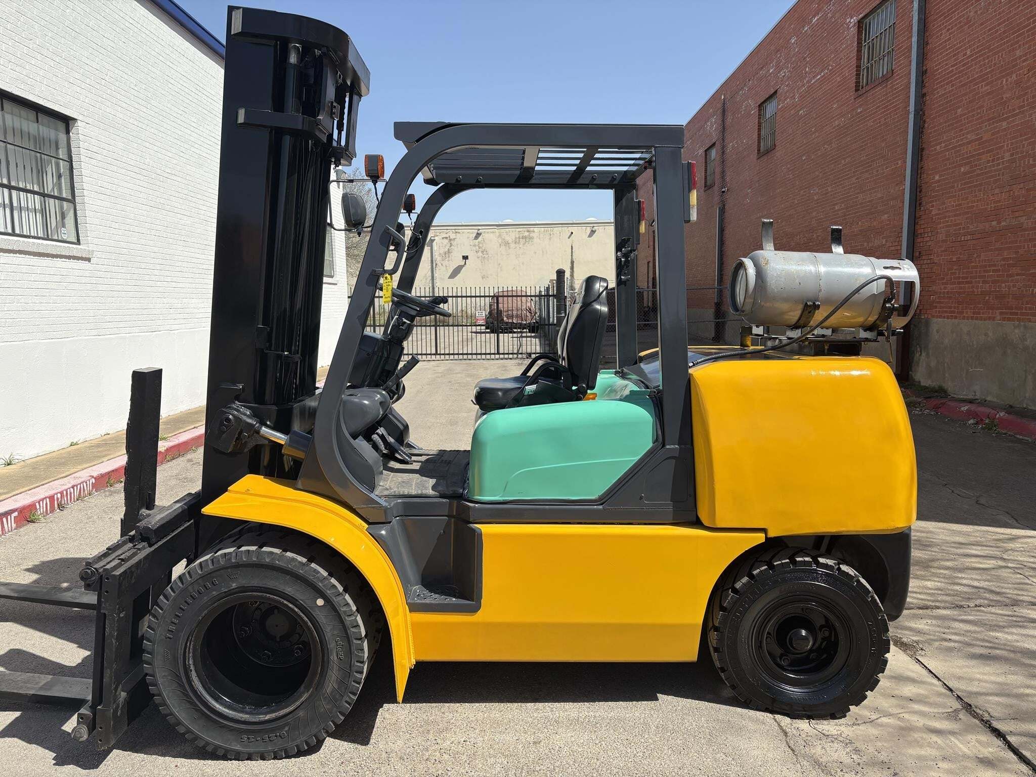 KOMATSU FG50-7 in Dallas, TX