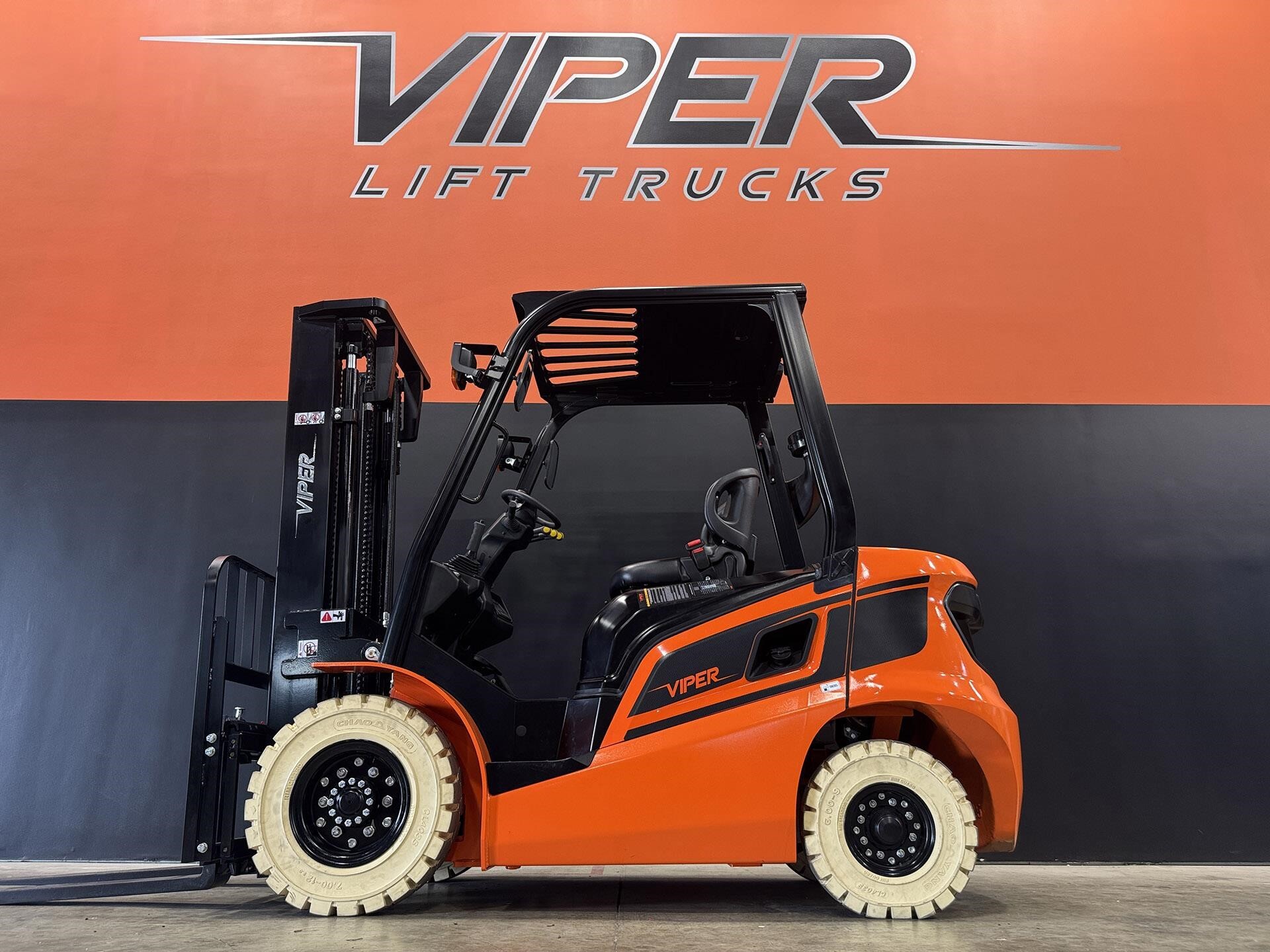 2027 VIPER FD25F in Cary, IL