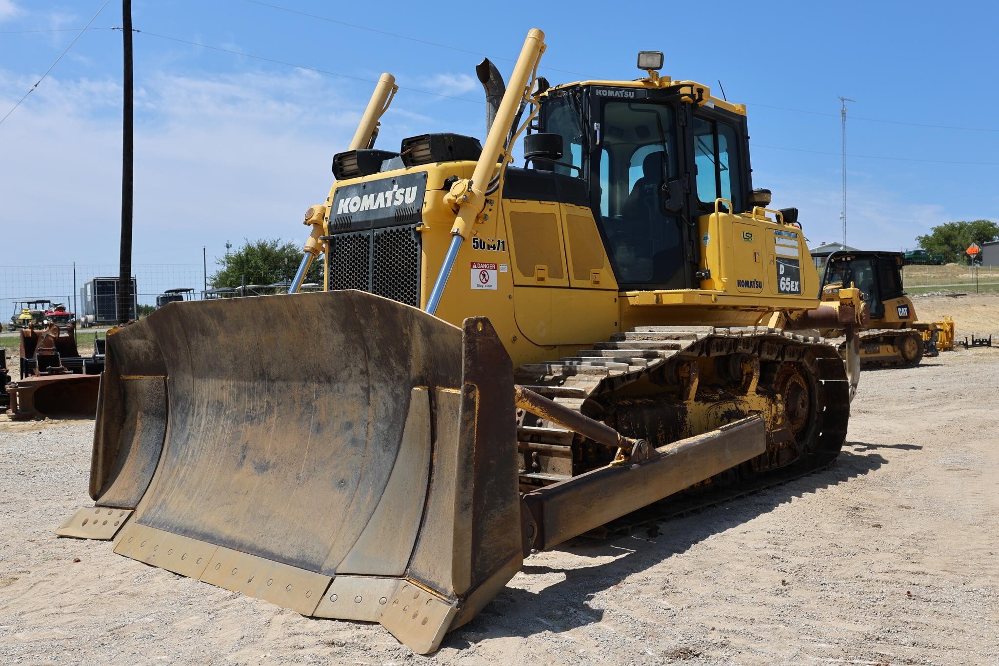 2019 KOMATSU D65EX-18 in Weatherford, TX