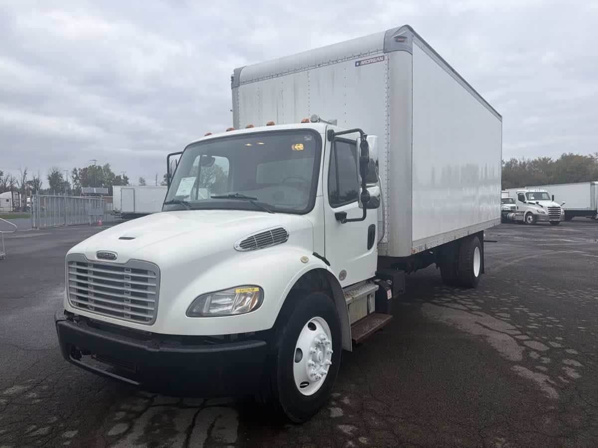 2015 FREIGHTLINER BUSINESS CLASS M2 106 in Hampton, VA