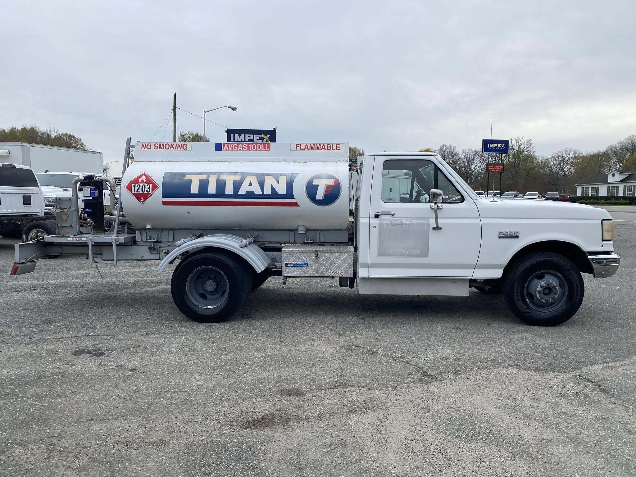 1989 FORD F350 CUSTOM in Greensboro, NC