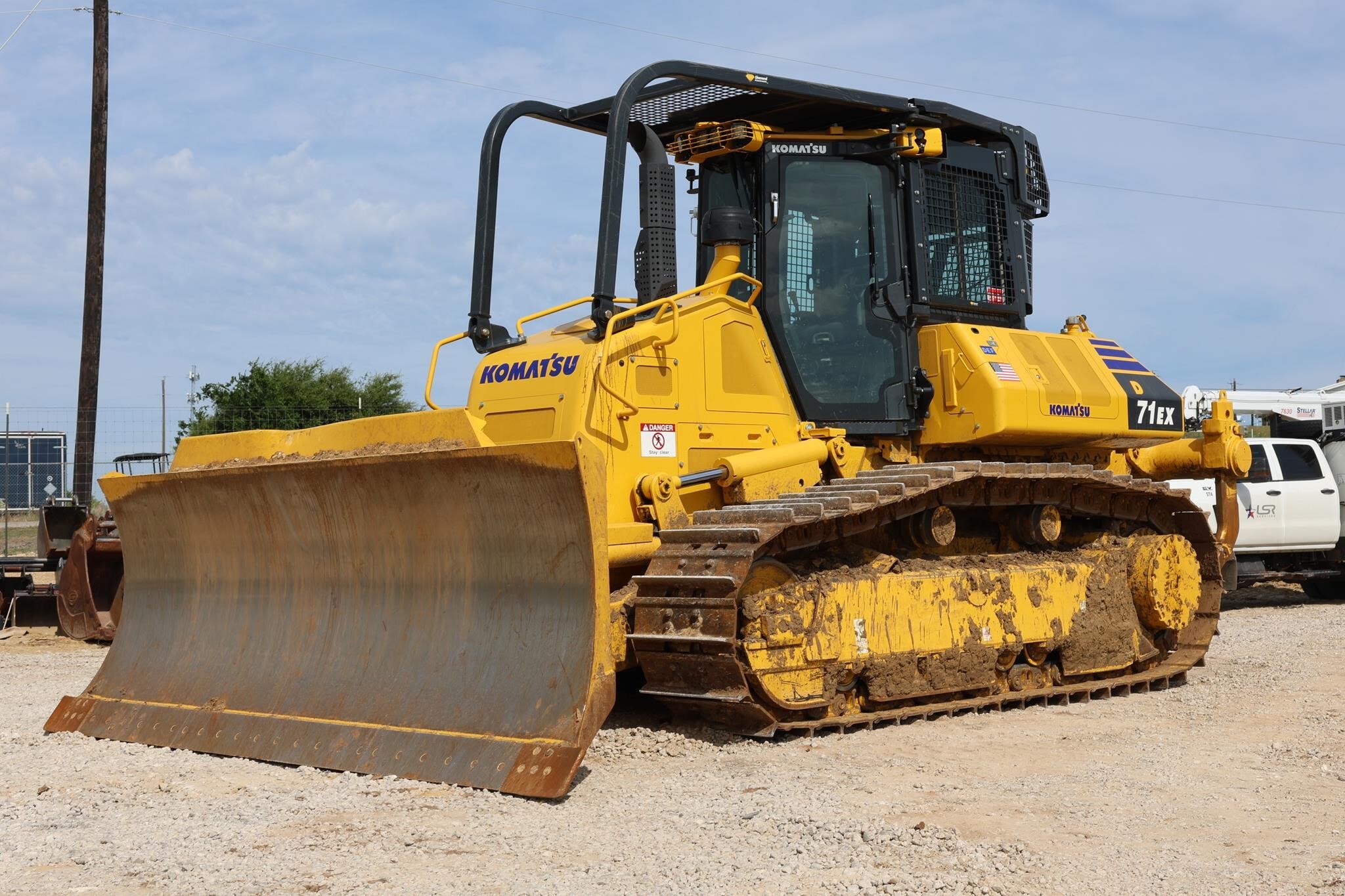 2025 KOMATSU D71EX-24 in Weatherford, TX