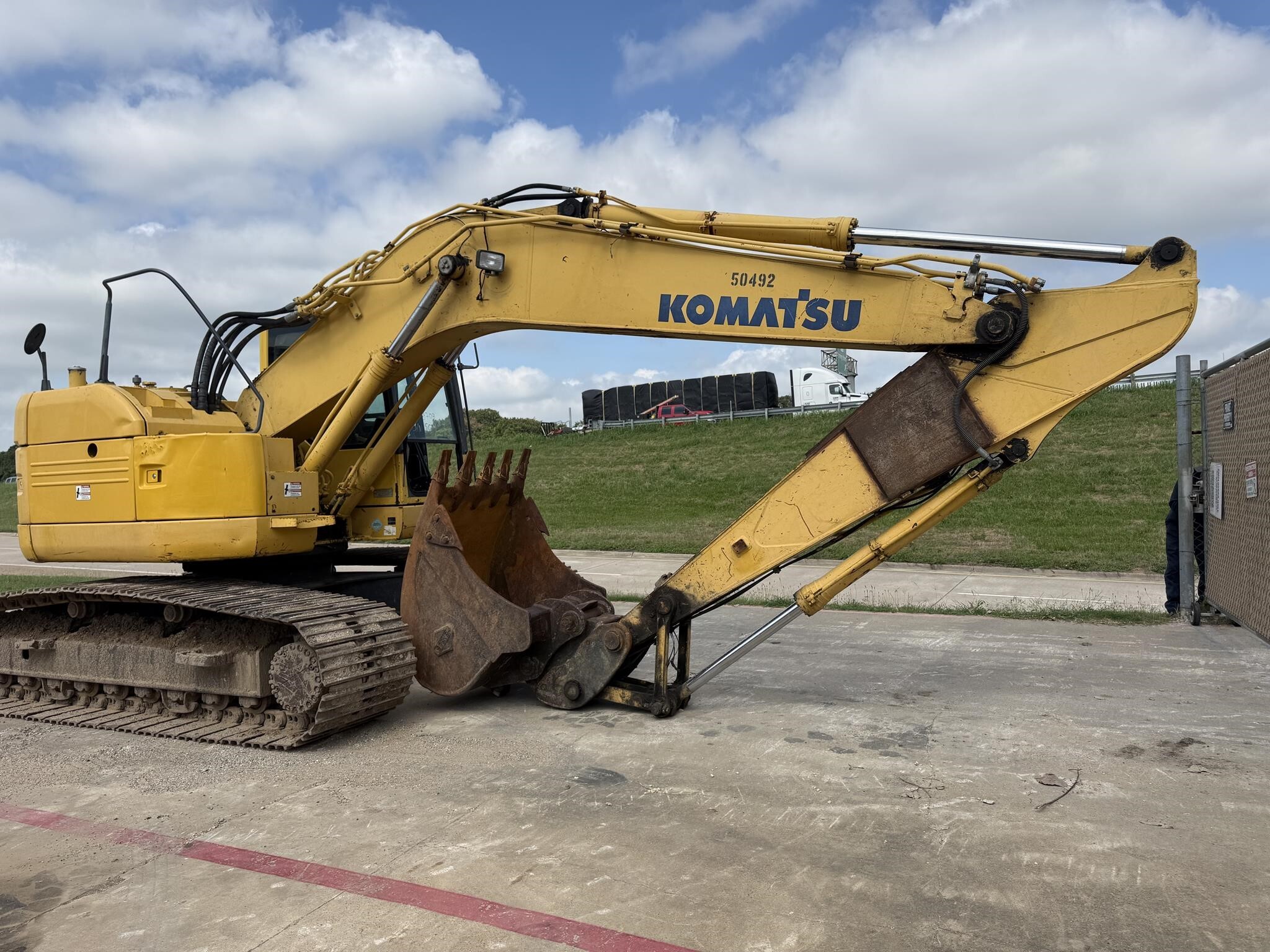 2008 KOMATSU PC228US LC-8 in Irving, TX