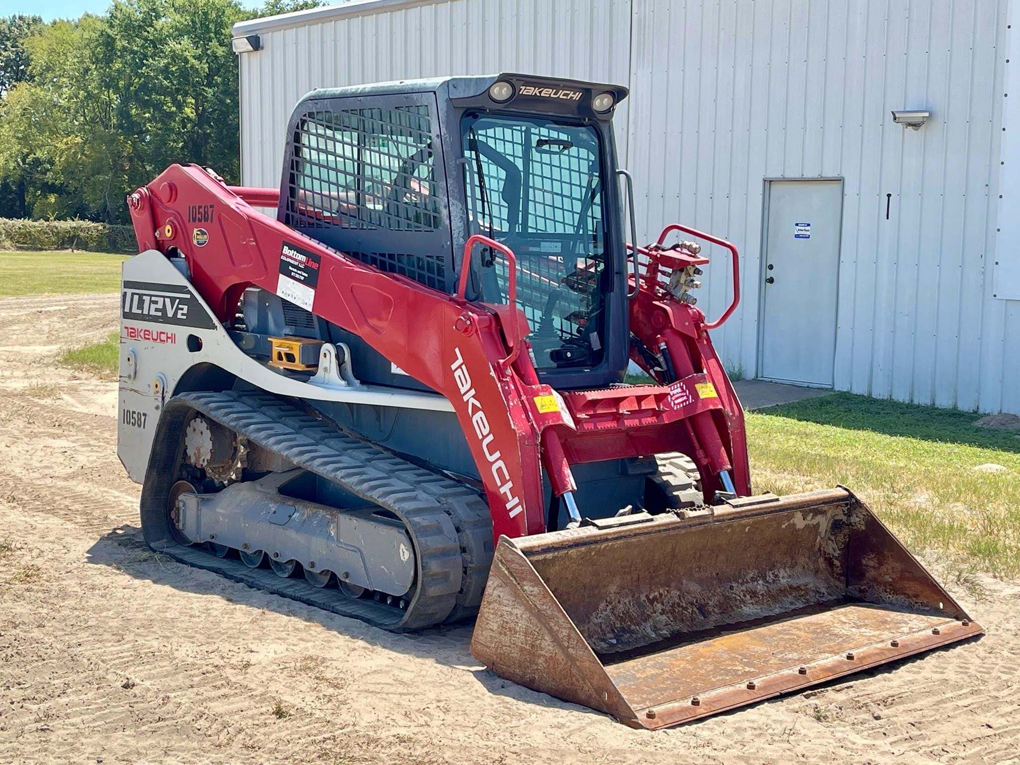 2023 TAKEUCHI TL12V2 in Wills Point, TX