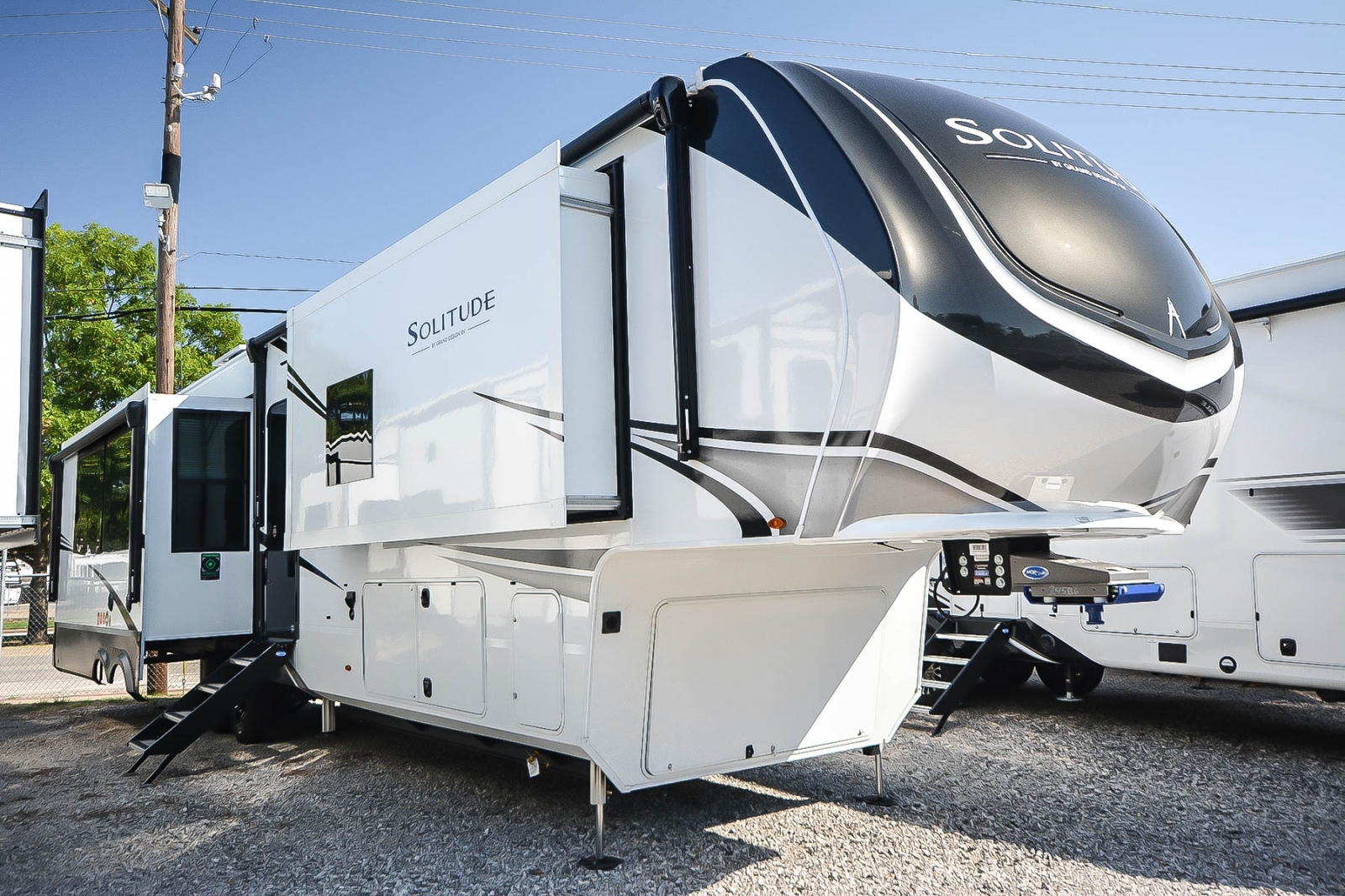 2027 Grand Design Solitude 417KB in tulsa OK