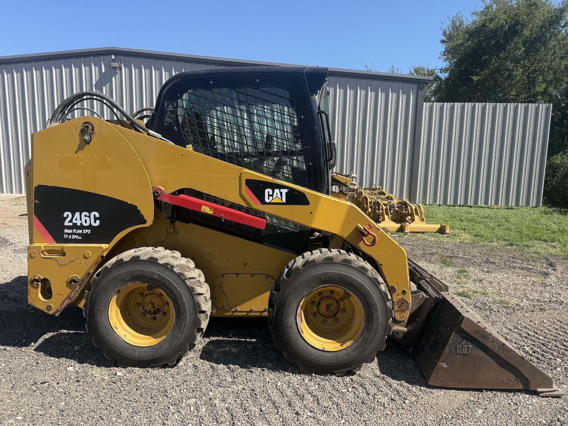 2009 CATERPILLAR 246C in Round Mountain, TX