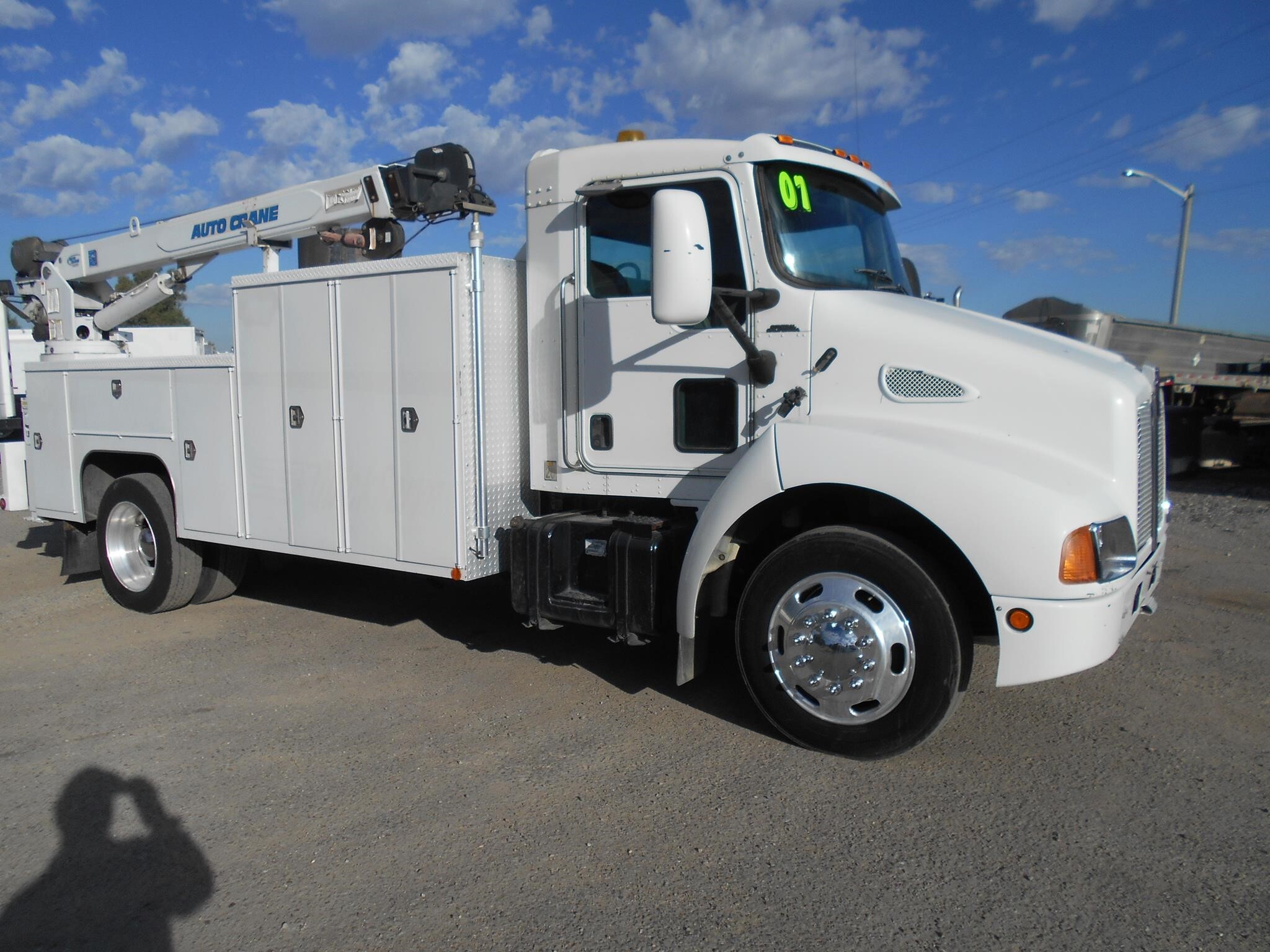 2007 KENWORTH T300 in Tucson, AZ