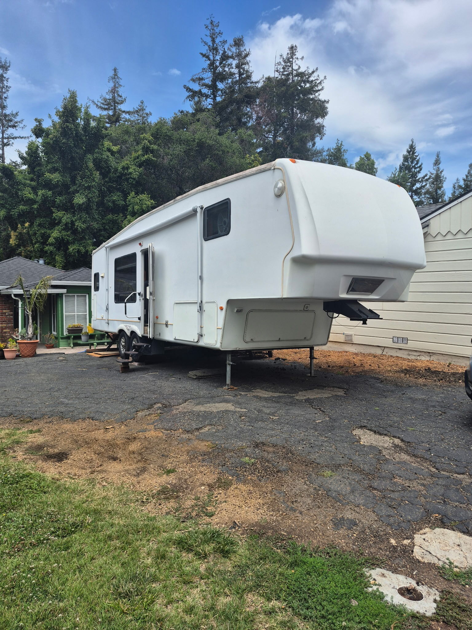 2007 Keystone MONTANA 3000RK in cameron park CA