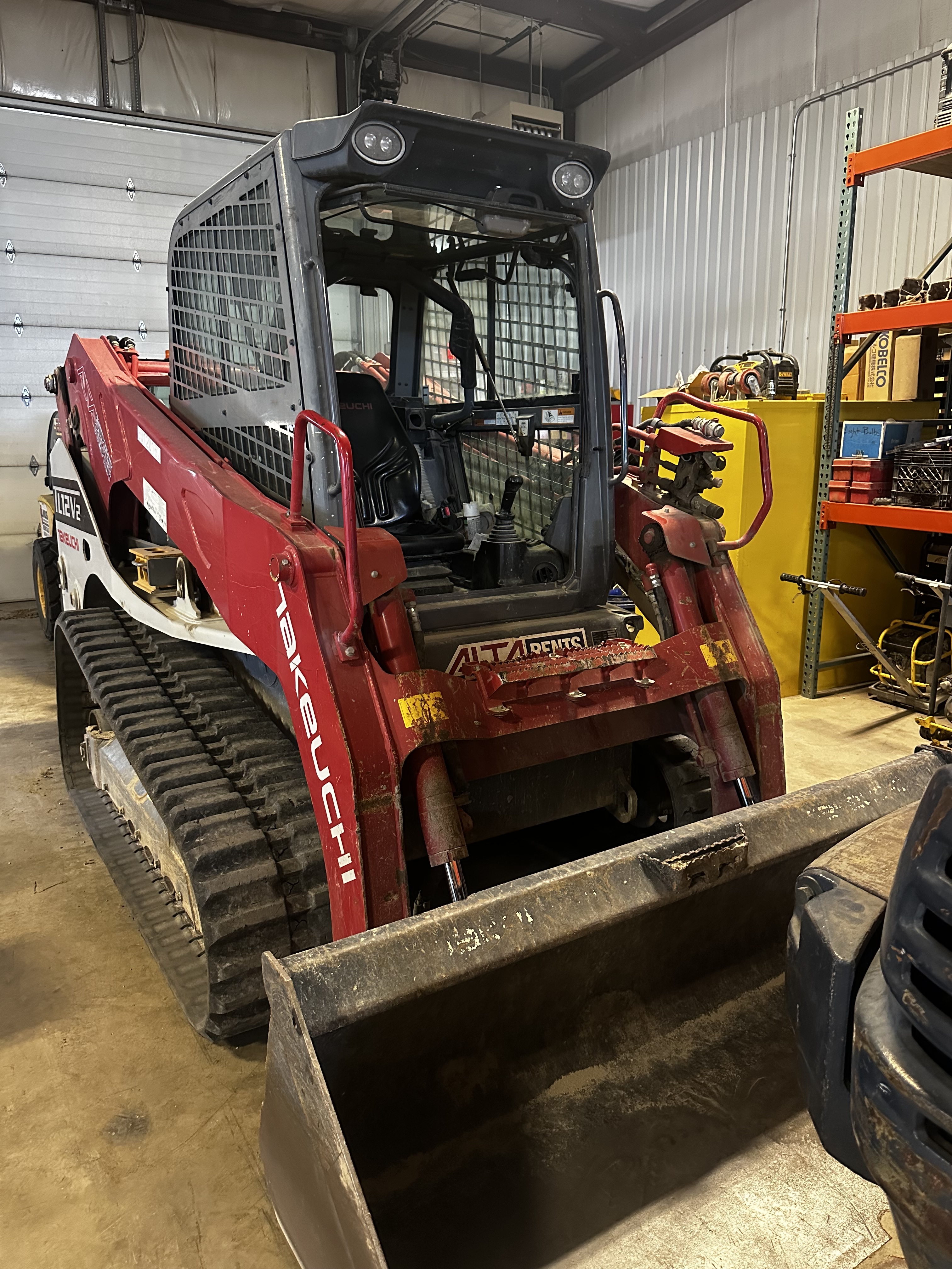 2020 TAKEUCHI TL12V2 in Minooka, IL