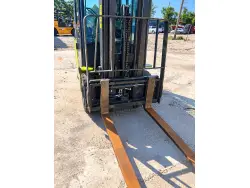 CLARK S25D