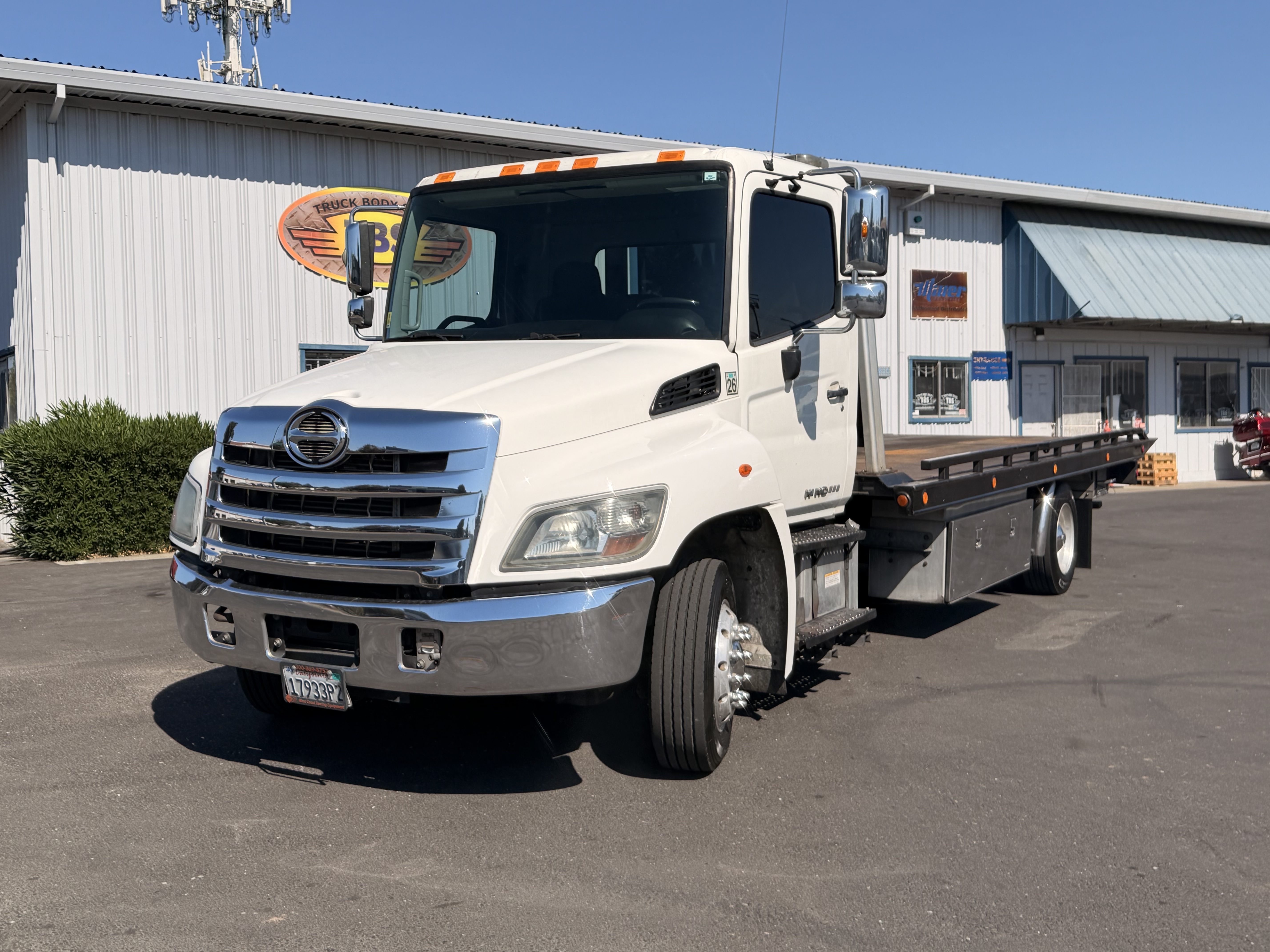 2015 HINO 258/268 in Sacramento, CA
