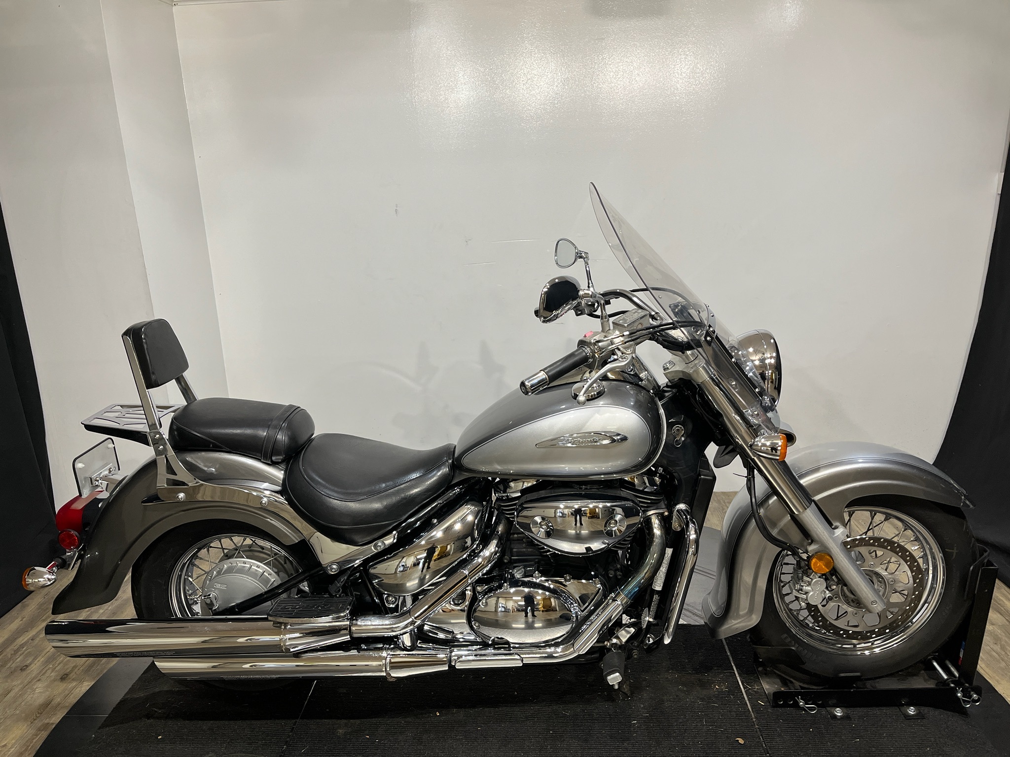 2002 Suzuki Intruder Volusia 800 in Wauconda, IL