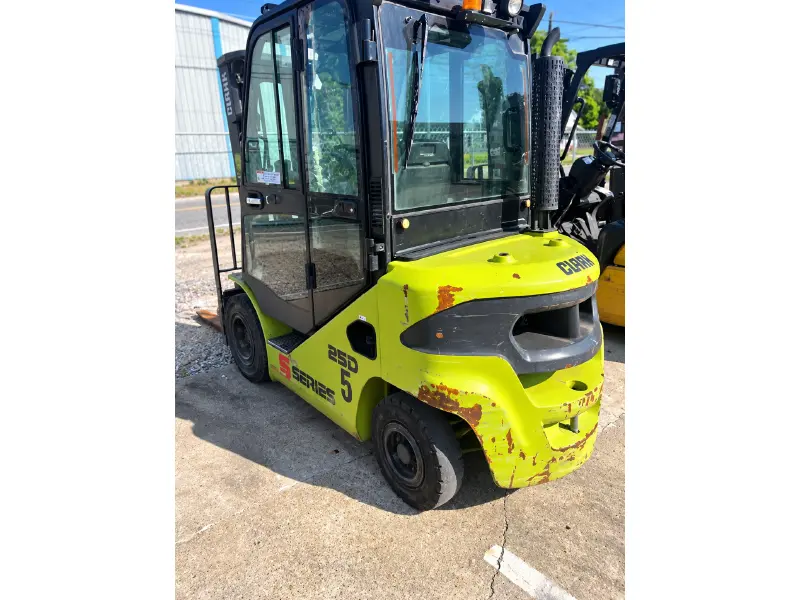 CLARK S25D