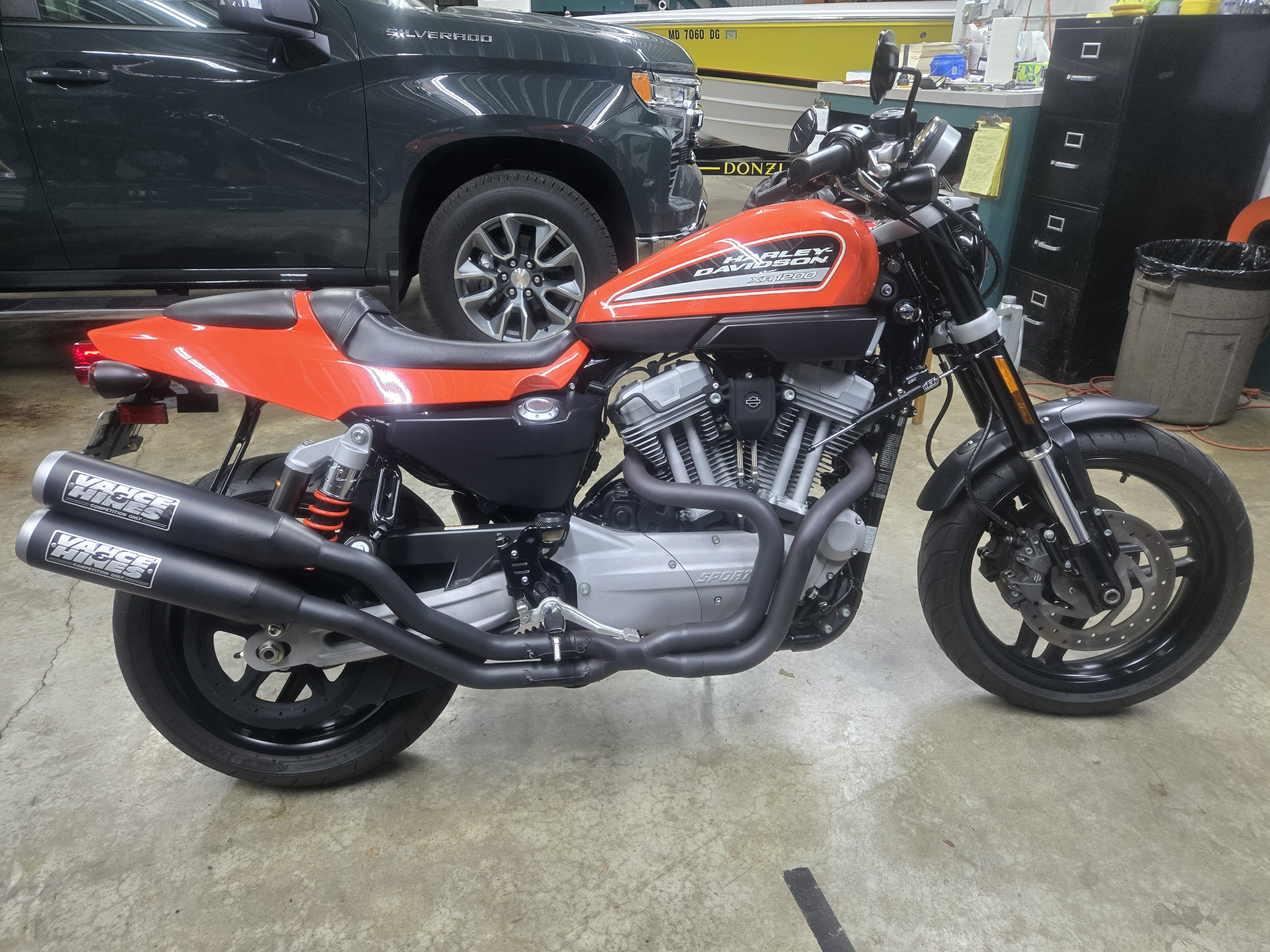 2009 Harley-Davidson SPORTSTER XR1200 Sportbike motorcycle