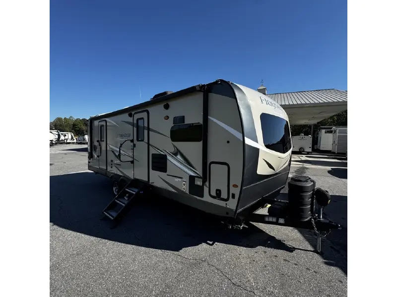 2020 FOREST RIVER FLAGSTAFF SUPER LITE 26FKBS