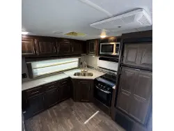2020 FOREST RIVER FLAGSTAFF SUPER LITE 26FKBS