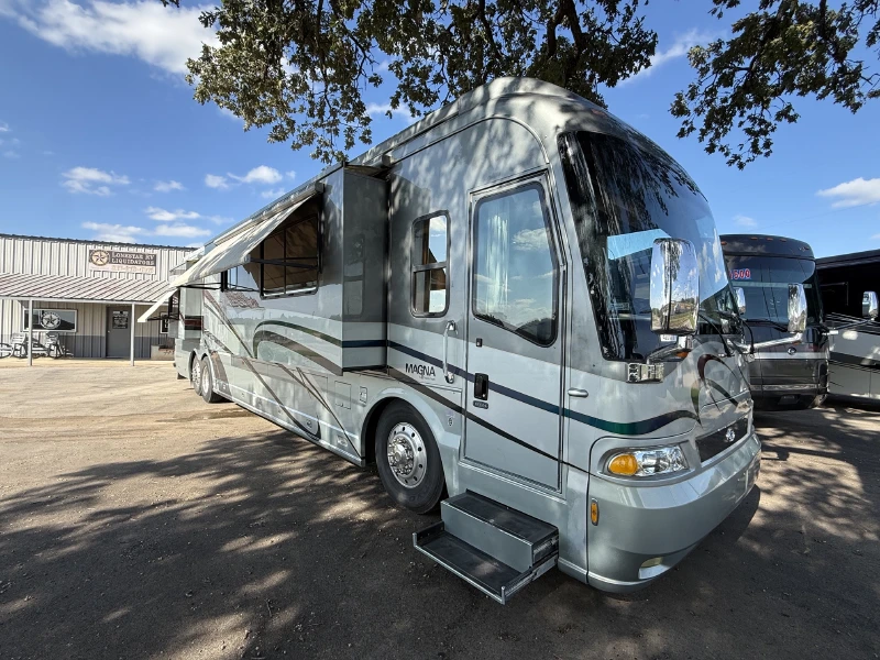 2005 COUNTRY COACH