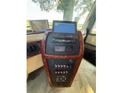 2005 COUNTRY COACH MAGNA 630 45 REMBRANDT