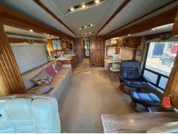 2005 COUNTRY COACH MAGNA 630 45 REMBRANDT