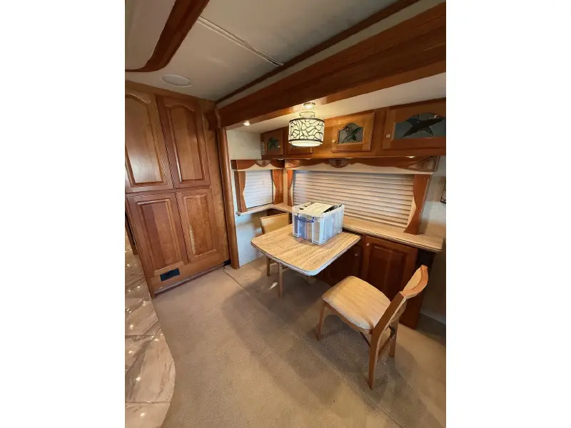 2005 COUNTRY COACH MAGNA 630 45 REMBRANDT