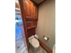 2005 COUNTRY COACH MAGNA 630 45 REMBRANDT