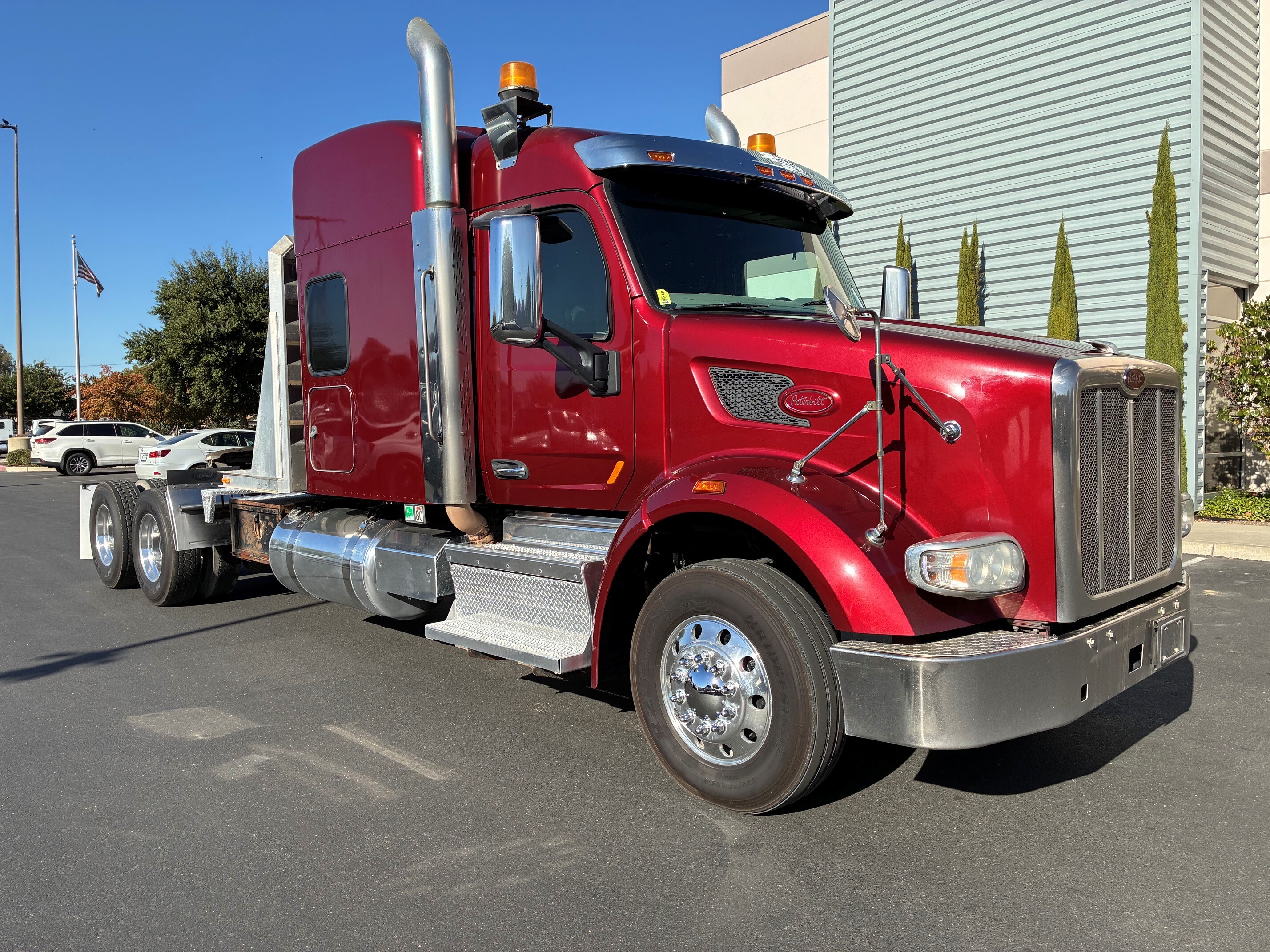 2019 PETERBILT 567 in Stockton, CA
