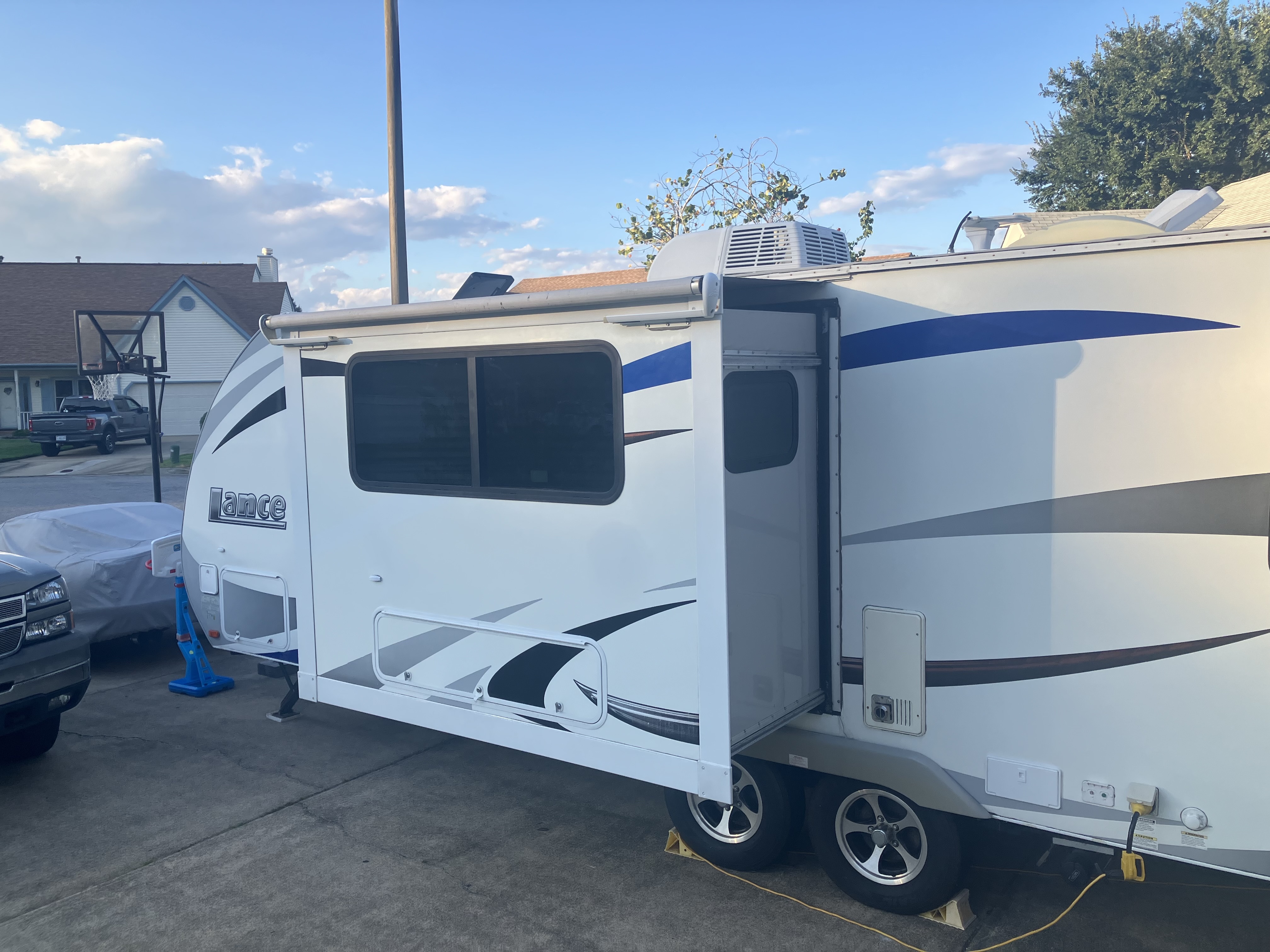 2015 Lance 2185 TRAVEL TRAILER in virginia beach VA