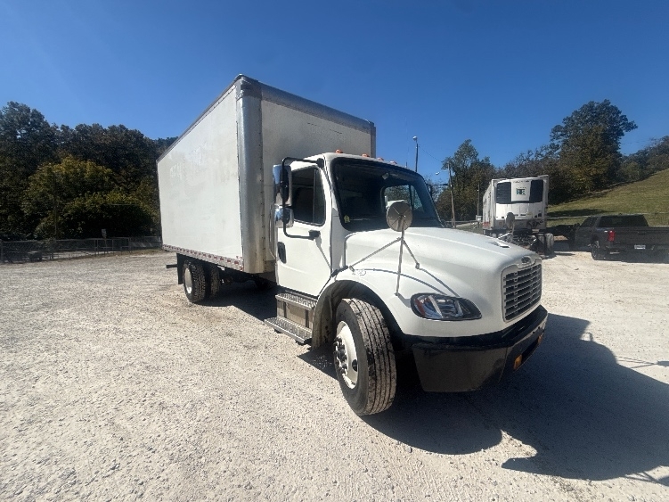 2023 FREIGHTLINER BUSINESS CLASS M2 106 in Huntington, WV