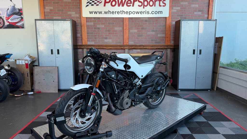 2022 Husqvarna Motorcycles SVARTPILEN 401 401 in Falls Church, VA