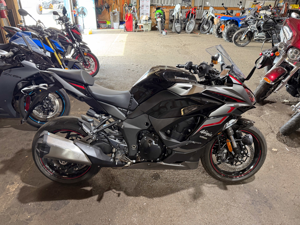 2024 Kawasaki NINJA 1000 SX SX in Council Bluffs, IA