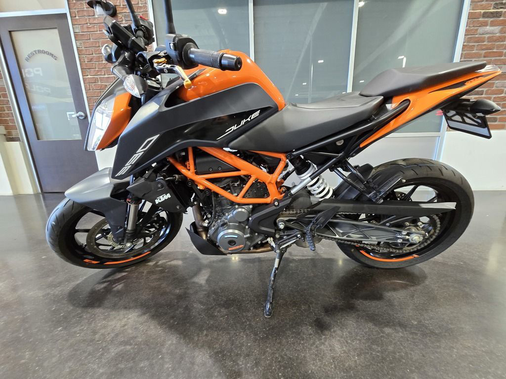 2023 KTM Duke 390 DUKE in Gadsden, AL