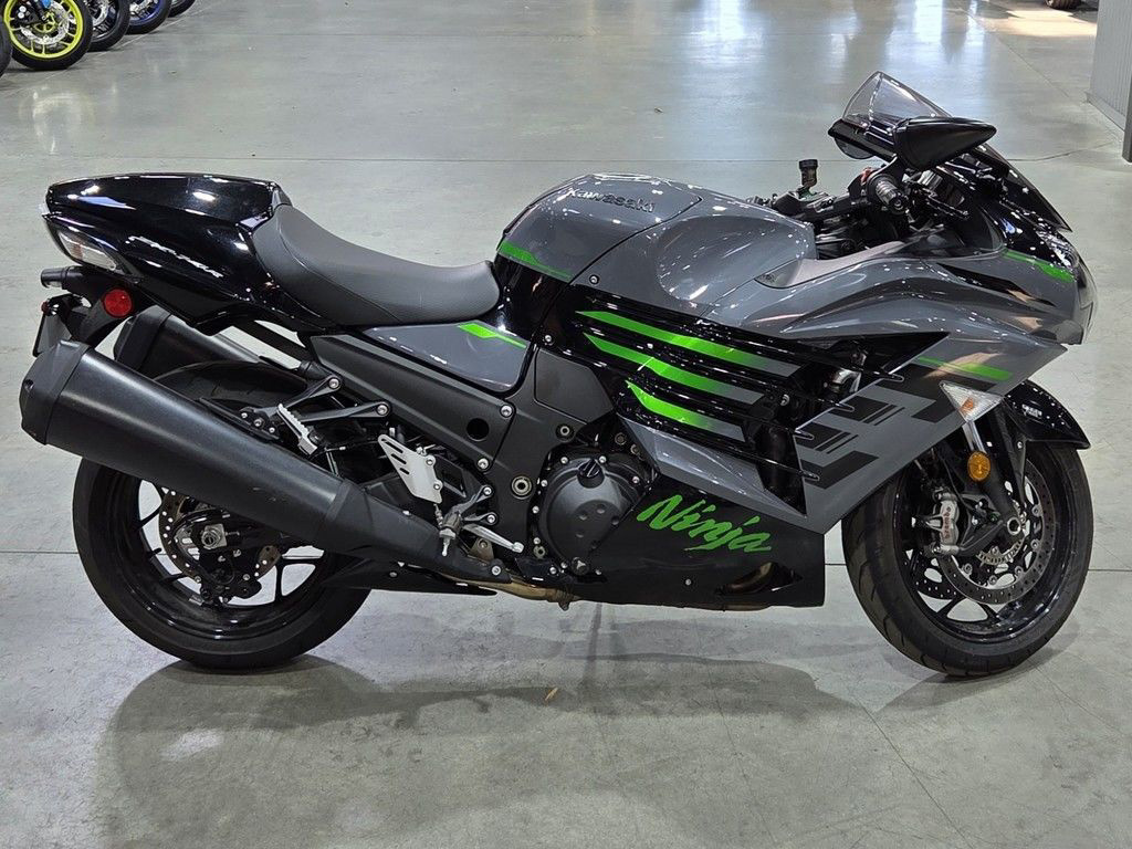 2021 Kawasaki Ninja ZX-14R ABS Sportbike motorcycle