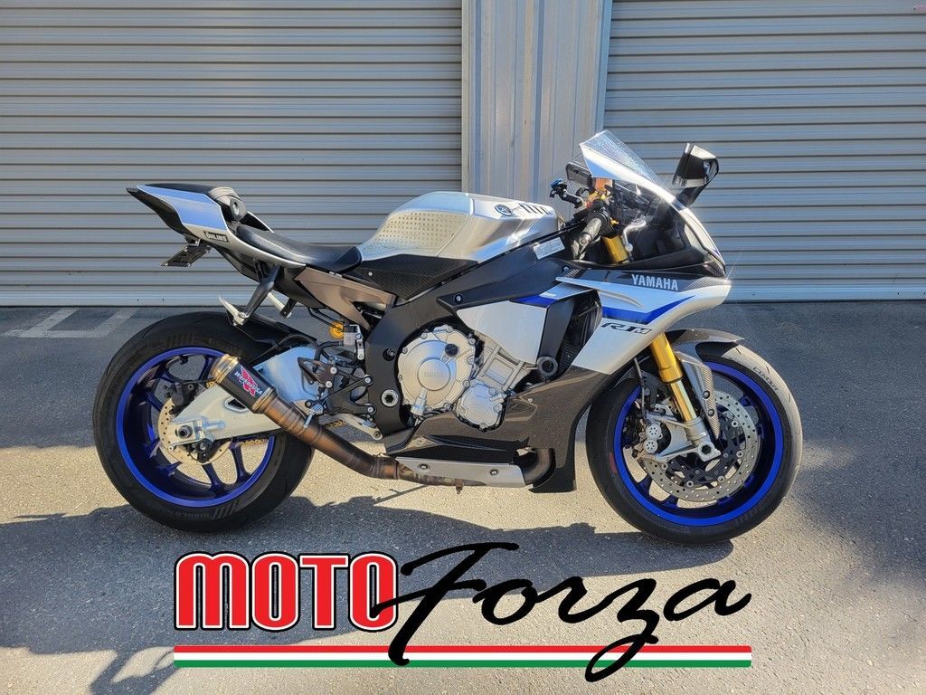 2015 Yamaha YZF-R1M R1M in Escondido, CA