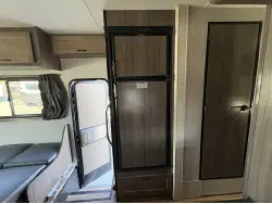 2020 Winnebago 328R Minnie Winnie