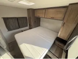 2020 Winnebago 328R Minnie Winnie