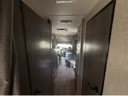 2020 Winnebago 328R Minnie Winnie